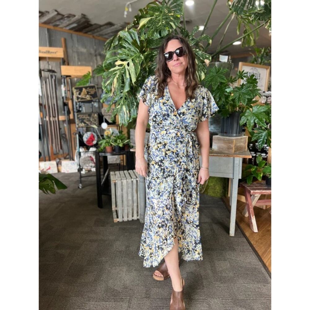 NEW Floral Print Wrap Ruffled Midi Dress LARGE - Picture 5 of 11